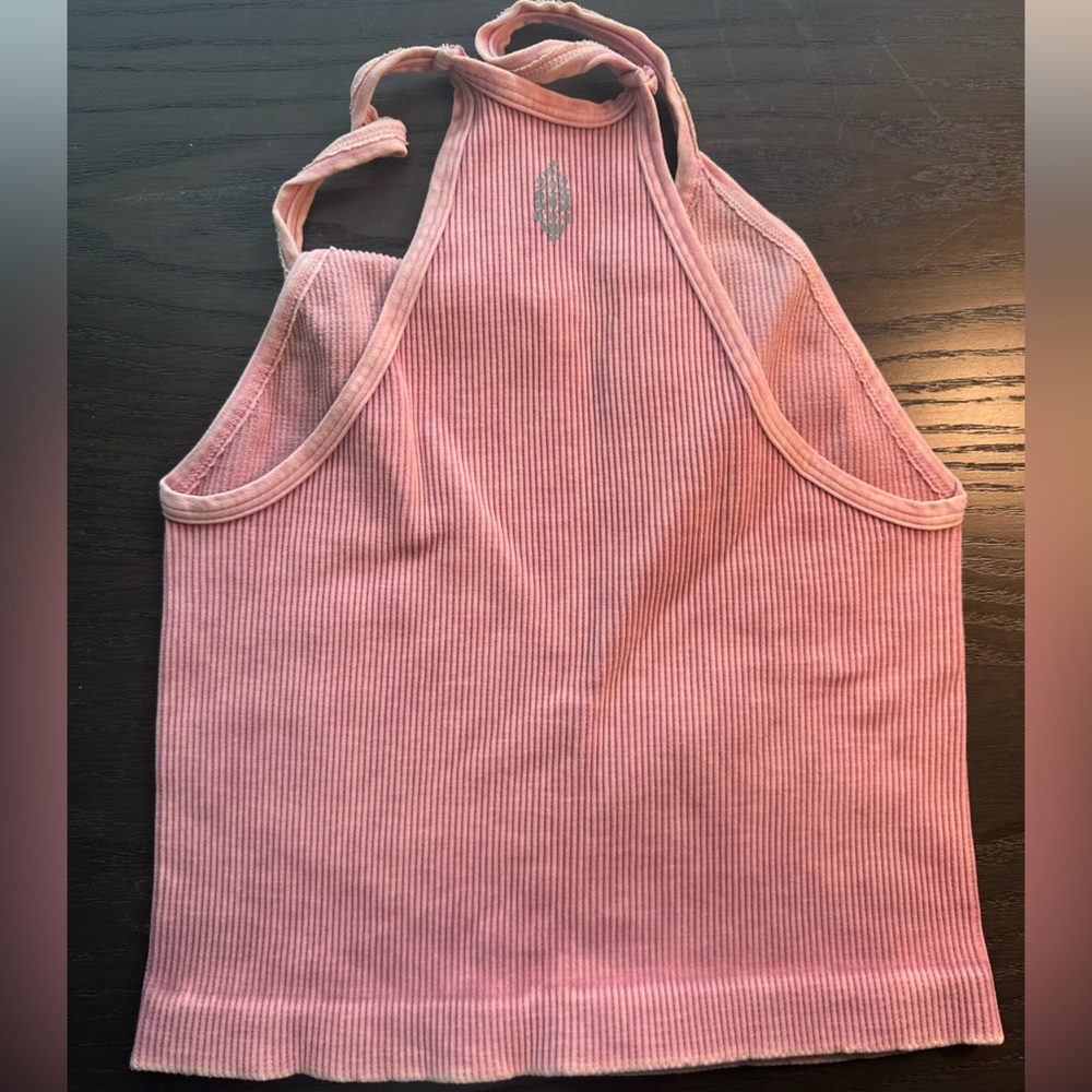Workout top - Picture 3 of 3